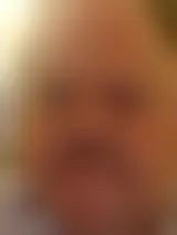 Chat with andrasius29923 and singles men in Burton Green