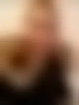 Chatter avec azater100912634 et des femmes célibataires vers Clichy-sous-Bois