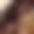 Chat with  petitemaud_21